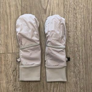 Lululemon gloves